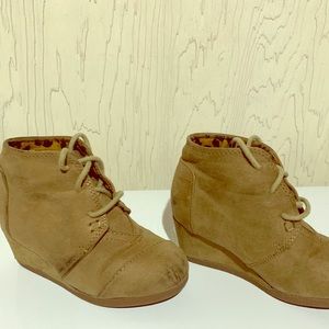 Little girls wedges